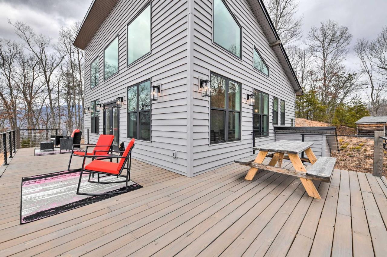 Scenic Hillside Cabin In Sylva With Hot Tub And Views! Ngoại thất bức ảnh